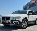 Белый Вольво XC70 Cross Country, объемом двигателя 2.4 л и пробегом 270 тыс. км за 11990 $, фото 1 на Automoto.ua