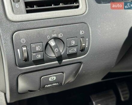 Белый Вольво XC70 Cross Country, объемом двигателя 2.4 л и пробегом 270 тыс. км за 11990 $, фото 18 на Automoto.ua