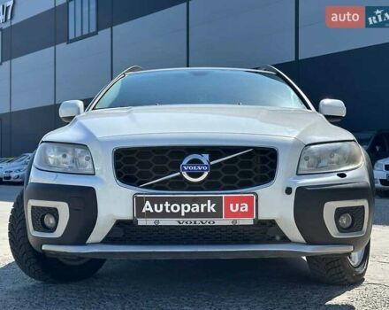 Белый Вольво XC70 Cross Country, объемом двигателя 2.4 л и пробегом 270 тыс. км за 11990 $, фото 1 на Automoto.ua