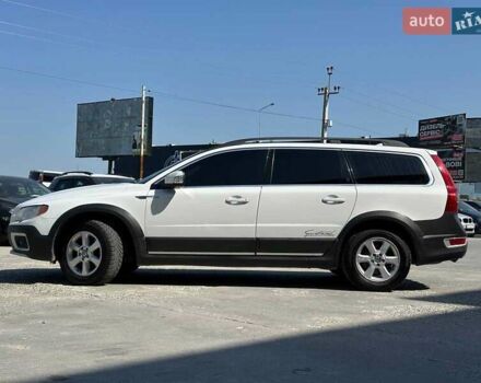 Белый Вольво XC70 Cross Country, объемом двигателя 2.4 л и пробегом 270 тыс. км за 11990 $, фото 3 на Automoto.ua