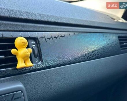 Белый Вольво XC70 Cross Country, объемом двигателя 2.4 л и пробегом 270 тыс. км за 11990 $, фото 24 на Automoto.ua