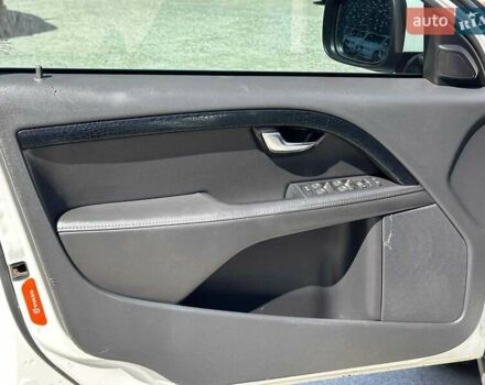 Белый Вольво XC70 Cross Country, объемом двигателя 2.4 л и пробегом 270 тыс. км за 11990 $, фото 14 на Automoto.ua