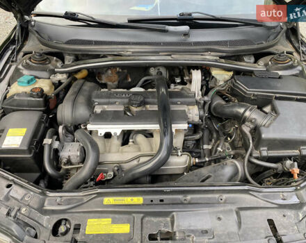 Черный Вольво XC70 Cross Country, объемом двигателя 2.52 л и пробегом 182 тыс. км за 7200 $, фото 11 на Automoto.ua