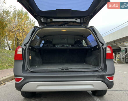 Черный Вольво XC70 Cross Country, объемом двигателя 2.4 л и пробегом 317 тыс. км за 10999 $, фото 38 на Automoto.ua