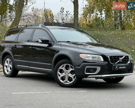 Черный Вольво XC70 Cross Country, объемом двигателя 2.4 л и пробегом 317 тыс. км за 10700 $, фото 1 на Automoto.ua