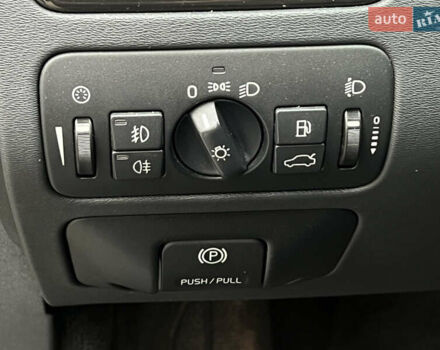 Черный Вольво XC70 Cross Country, объемом двигателя 2.4 л и пробегом 317 тыс. км за 10700 $, фото 26 на Automoto.ua