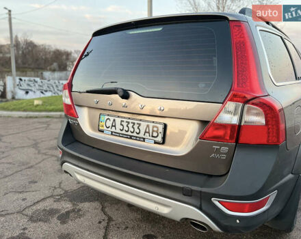 Вольво XC70 Cross Country, объемом двигателя 3 л и пробегом 322 тыс. км за 15200 $, фото 17 на Automoto.ua