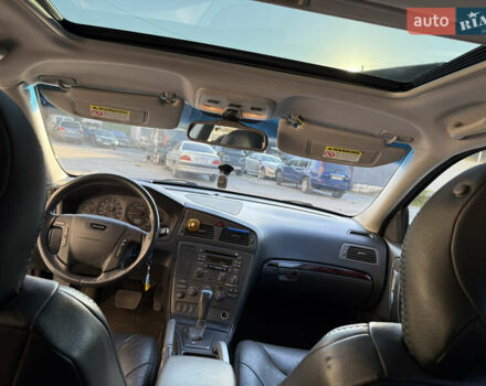 Серый Вольво XC70 Cross Country, объемом двигателя 2.4 л и пробегом 238 тыс. км за 7200 $, фото 10 на Automoto.ua