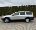 Серый Вольво XC70 Cross Country, объемом двигателя 2.4 л и пробегом 328 тыс. км за 8100 $, фото 1 на Automoto.ua