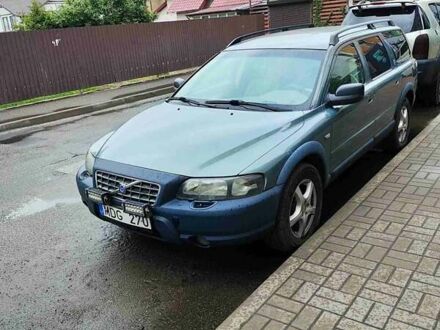 Вольво XC70 Cross Country 2003 в Киеве на Automoto.ua Серый Вольво XC70 Cross Country, объемом двигателя 2.5 л и пробегом 320 тыс. км за 3800 $, фото 1 на Automoto.ua