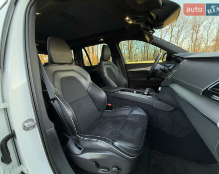 Білий Вольво XC90 Recharge, об'ємом двигуна 2 л та пробігом 80 тис. км за 46999 $, фото 17 на Automoto.ua