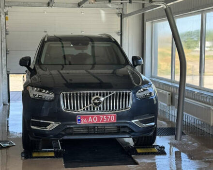 Вольво XC90 Recharge, объемом двигателя 1.97 л и пробегом 99 тыс. км за 48000 $, фото 1 на Automoto.ua