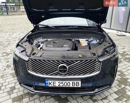 Синий Вольво XC90 Recharge, объемом двигателя 1.97 л и пробегом 1 тыс. км за 92677 $, фото 45 на Automoto.ua