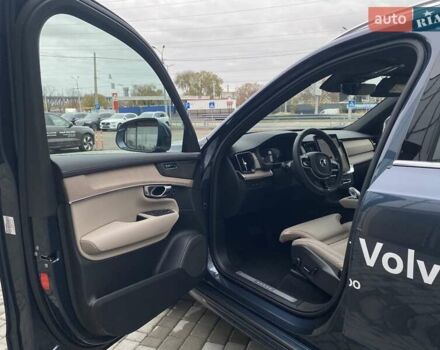 Синий Вольво XC90 Recharge, объемом двигателя 1.97 л и пробегом 1 тыс. км за 92677 $, фото 39 на Automoto.ua