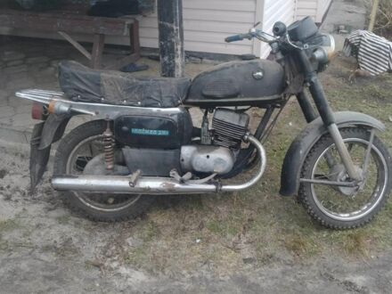 Восход Другая 1980 в Камень-Каширский на Automoto.ua Восход Другая, объемом двигателя 0 л и пробегом 0 тыс. км за 3000 $, фото 1 на Automoto.ua