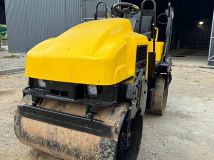 Вакер РД 2011 у Івано-Франківську на Automoto.ua Жовтий Вакер РД, об'ємом двигуна 0 л та пробігом 1 тис. км за 10500 $, фото 1 на Automoto.ua