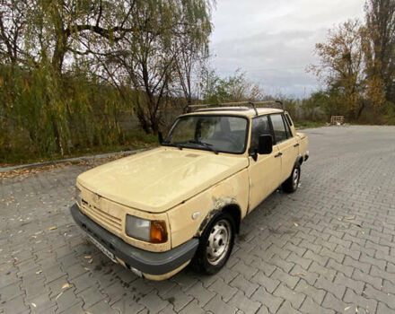 Желтый Вартбург 1.3, объемом двигателя 1.3 л и пробегом 200 тыс. км за 399 $, фото 9 на Automoto.ua