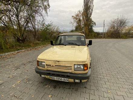 Желтый Вартбург 1.3, объемом двигателя 1.3 л и пробегом 200 тыс. км за 399 $, фото 1 на Automoto.ua