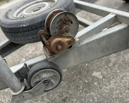 Weekend ВЄ3 2013 у Львові на Automoto.ua Сірий Weekend ВЄ3, об'ємом двигуна 0 л та пробігом 1 тис. км за 2700 $, фото 6 на Automoto.ua