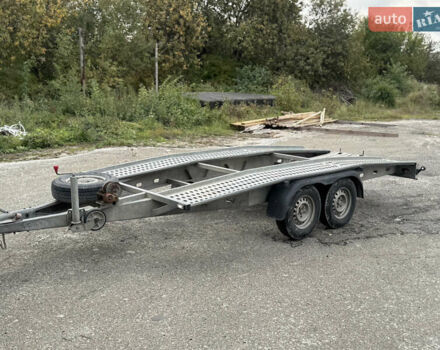 Weekend ВЄ3 2013 у Львові на Automoto.ua Сірий Weekend ВЄ3, об'ємом двигуна 0 л та пробігом 1 тис. км за 2700 $, фото 1 на Automoto.ua