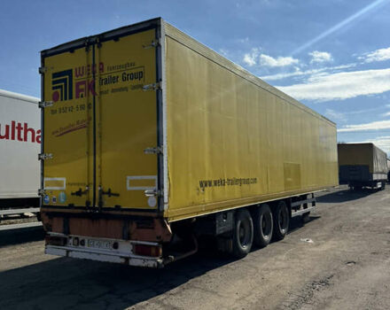 Века 6602 2001 в Кицмане на Automoto.ua Желтый Века 6602, объемом двигателя 0 л и пробегом 800 тыс. км за 7800 $, фото 4 на Automoto.ua