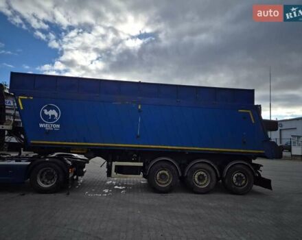 Черный Виелтон НВ, объемом двигателя 0 л и пробегом 280 тыс. км за 20500 $, фото 2 на Automoto.ua