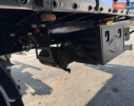 Виелтон NS-3, объемом двигателя 0 л и пробегом 0 тыс. км за 40627 $, фото 6 на Automoto.ua