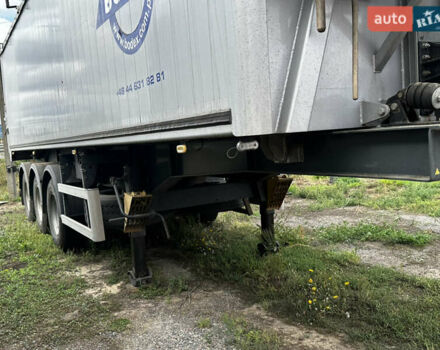 Виелтон SAF, объемом двигателя 0 л и пробегом 100 тыс. км за 24000 $, фото 5 на Automoto.ua