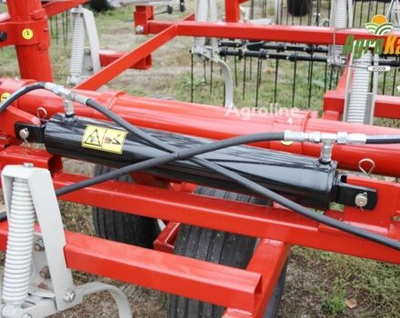 Красный Вил-Рич 2800, объемом двигателя 0 л и пробегом 0 тыс. км за 31402 $, фото 6 на Automoto.ua