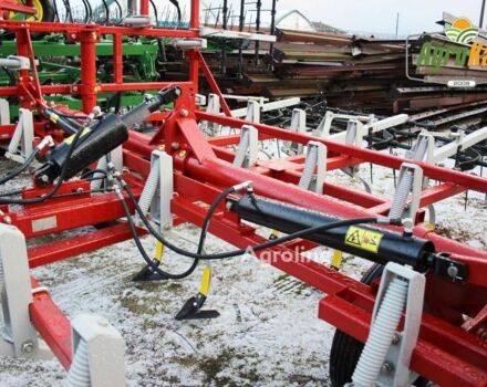 Червоний Віл-Річ 2800, об'ємом двигуна 0 л та пробігом 0 тис. км за 20930 $, фото 8 на Automoto.ua