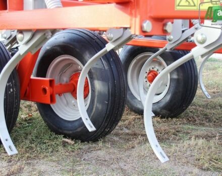 Віл-Річ 2800, об'ємом двигуна 0 л та пробігом 0 тис. км за 18500 $, фото 9 на Automoto.ua