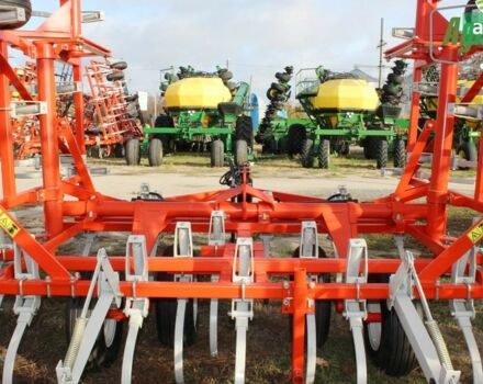 Віл-Річ 2800, об'ємом двигуна 0 л та пробігом 0 тис. км за 18500 $, фото 4 на Automoto.ua