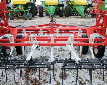Віл-Річ 2800, об'ємом двигуна 0 л та пробігом 0 тис. км за 18000 $, фото 5 на Automoto.ua