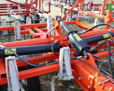 Віл-Річ 2800, об'ємом двигуна 0 л та пробігом 0 тис. км за 18500 $, фото 8 на Automoto.ua