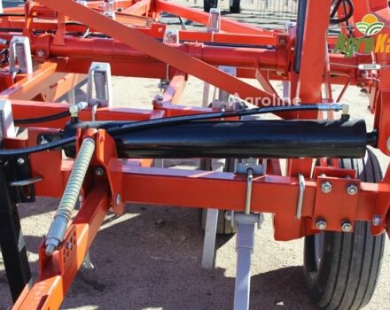 Красный Вил-Рич 3400, объемом двигателя 0 л и пробегом 0 тыс. км за 33721 $, фото 6 на Automoto.ua