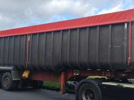 Червоний Вілкокс Tipper LTD, об'ємом двигуна 0 л та пробігом 100 тис. км за 16500 $, фото 1 на Automoto.ua