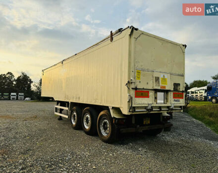 Вилкокс Tipper LTD, объемом двигателя 0 л и пробегом 555 тыс. км за 15950 $, фото 1 на Automoto.ua