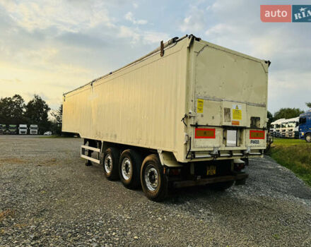 Вилкокс Tipper LTD, объемом двигателя 0 л и пробегом 555 тыс. км за 15950 $, фото 2 на Automoto.ua