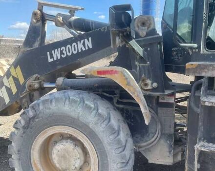 Жовтий ХЦМГ ЛВ, об'ємом двигуна 0 л та пробігом 0 тис. км за 18000 $, фото 16 на Automoto.ua