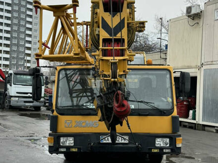 Жовтий ХЦМГ КУ, об'ємом двигуна 9.7 л та пробігом 270 тис. км за 100000 $, фото 1 на Automoto.ua