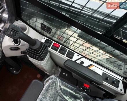 Желтый ХЦМГ XC 760K, объемом двигателя 3.3 л и пробегом 1 тыс. км за 45999 $, фото 26 на Automoto.ua