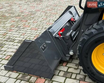 Желтый ХЦМГ XC 760K, объемом двигателя 3.3 л и пробегом 1 тыс. км за 45999 $, фото 14 на Automoto.ua