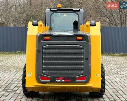 Желтый ХЦМГ XC 760K, объемом двигателя 3.3 л и пробегом 1 тыс. км за 45999 $, фото 4 на Automoto.ua