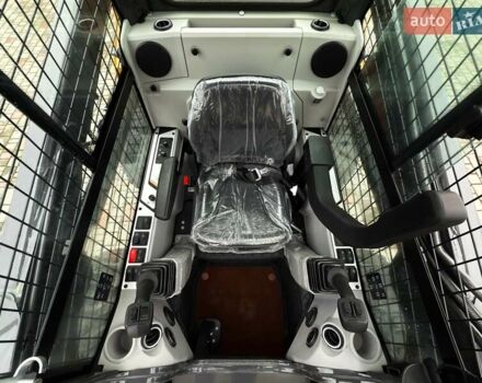 Желтый ХЦМГ XC 760K, объемом двигателя 3.3 л и пробегом 1 тыс. км за 45999 $, фото 23 на Automoto.ua