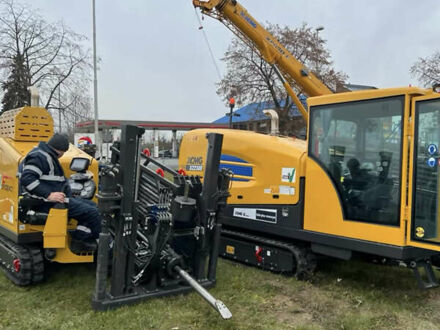 ХЦМГ XE 2025 в Киеве на Automoto.ua Желтый ХЦМГ XE, объемом двигателя 0 л и пробегом 0 тыс. км за 128000 $, фото 1 на Automoto.ua