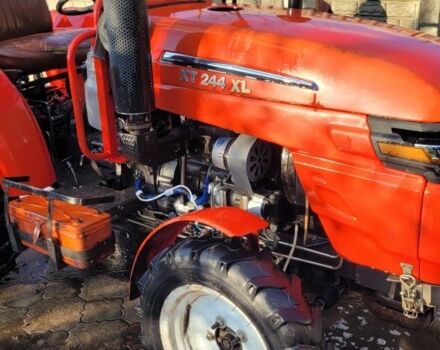 Красный Xingtai XT 244XL, объемом двигателя 0 л и пробегом 150 тыс. км за 5000 $, фото 1 на Automoto.ua