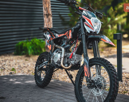 Хмотос Loki 125, объемом двигателя 0.12 л и пробегом 0 тыс. км за 1170 $, фото 8 на Automoto.ua