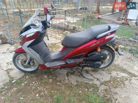 Уибен YB 150T 2012 в Косове на Automoto.ua Красный Уибен YB 150T, объемом двигателя 0.15 л и пробегом 9 тыс. км за 600 $, фото 1 на Automoto.ua