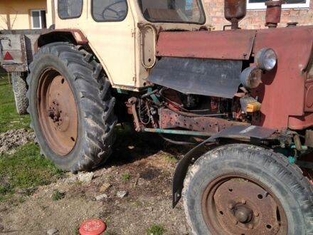 Красный ЮМЗ 6, объемом двигателя 4940 л и пробегом 10 тыс. км за 4000 $, фото 1 на Automoto.ua