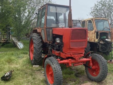 ЮМЗ 6 1986 у Кривому Розі на Automoto.ua Червоний ЮМЗ 6, об'ємом двигуна 4 л та пробігом 10 тис. км за 3500 $, фото 1 на Automoto.ua